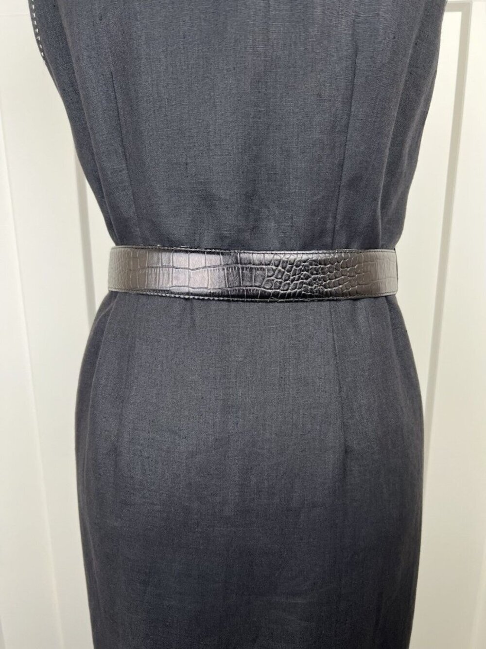 Vintage Harold’s Linen Shirt Dress Black Ivory Stitch Belted Midi Size 6 Sleek - Picture 12 of 16